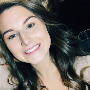 Meet your Posher, Kaitlyn